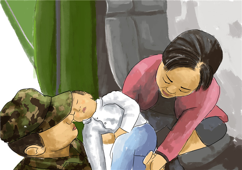 戰(zhàn)士幫助一對母子搭上軍車.jpg
